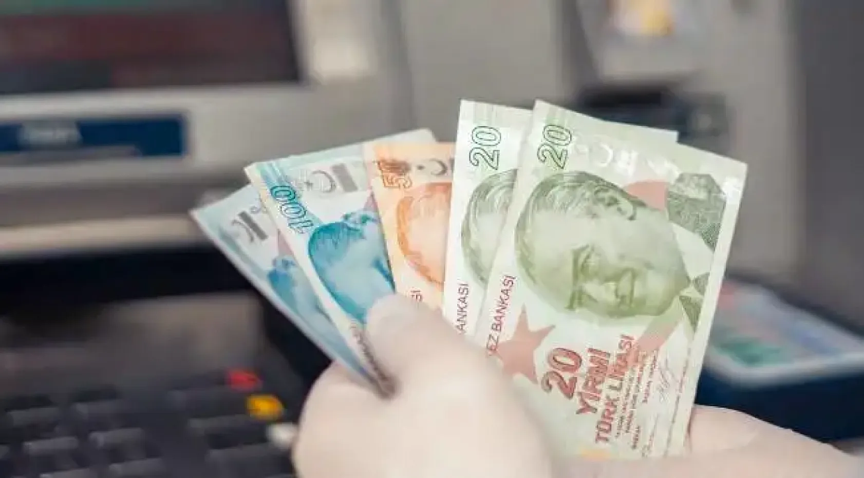 Emekli promosyonlarında 3 yıl detayı: O kişiler bankadan 24 bin lira alabilecek