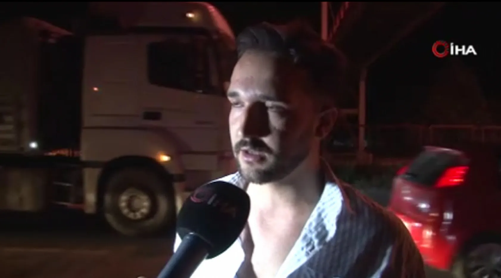 Alkol, Ehliyeti İkinci Kez Yaktı: 'Yine Kaybettim, Yapacak Bir Şey Yok!' Sürücü, Aracı Çekiciye Bindirilirken Bayıldı!