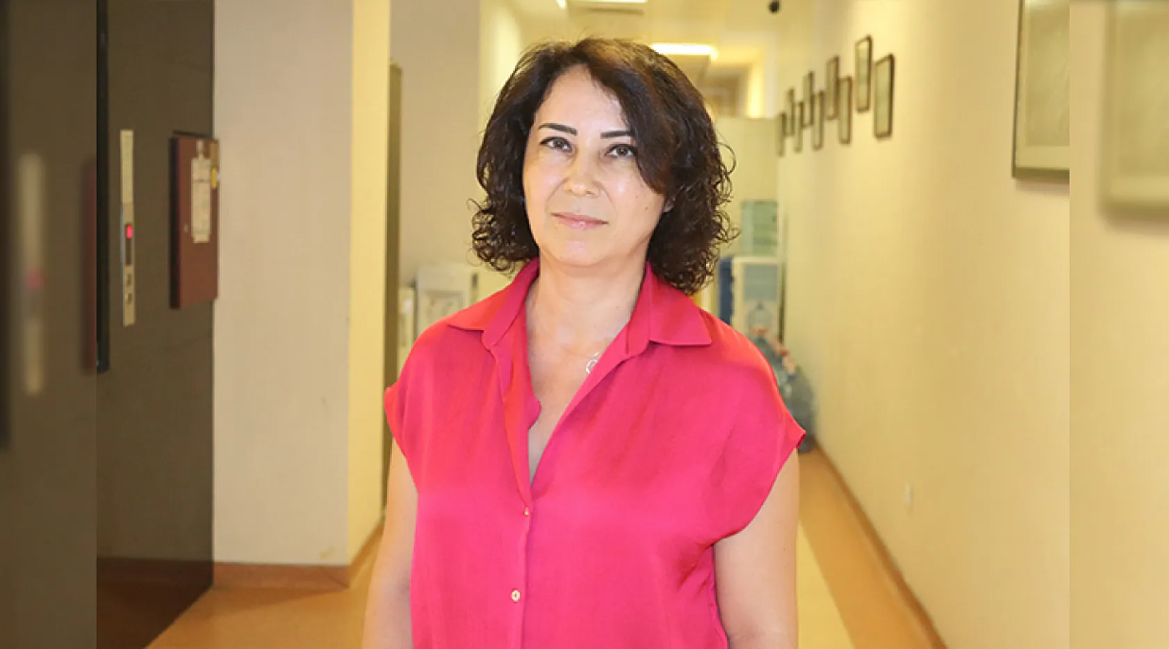 Karın Ağrısı Şikayetiyle Gitti, 10 Kiloluk Dev Tümör Çıkartıldı