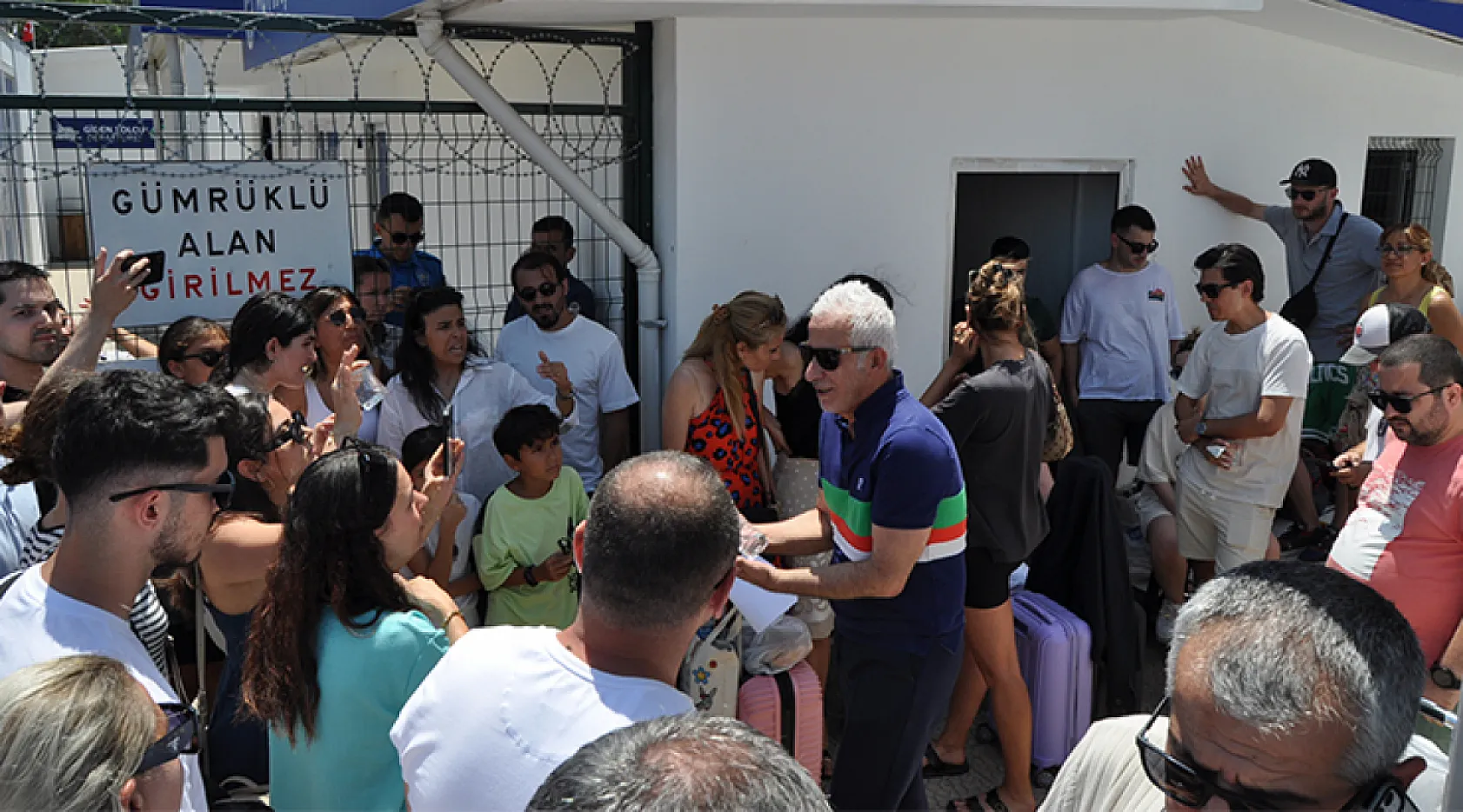 Fethiye'den Rodos Adası'na Gitmek İsteyen Tatilciler Mağdur Oldu