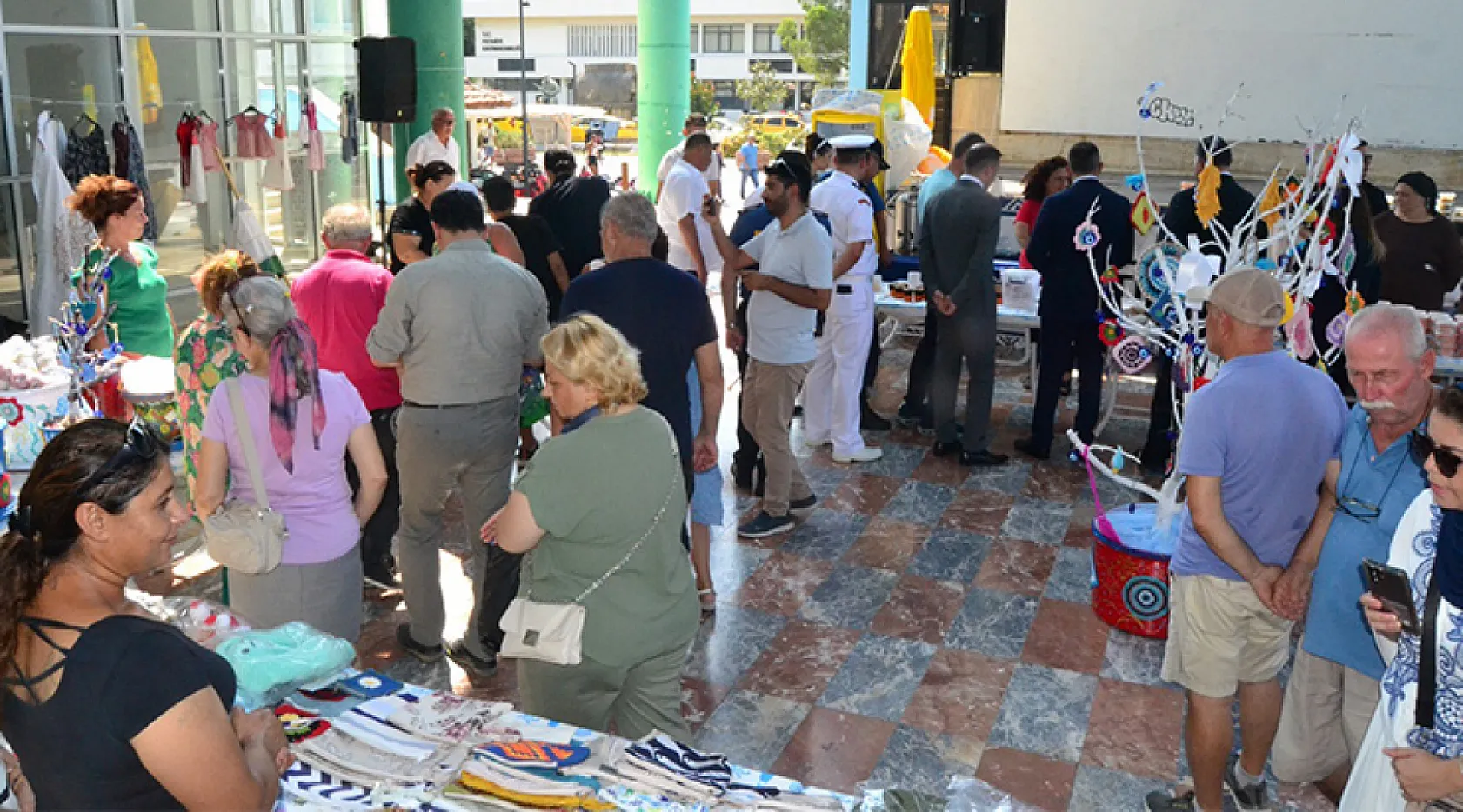 Fethiye'de Yükümlülerden Geri Dönüşüm El Sanatları Sergisi