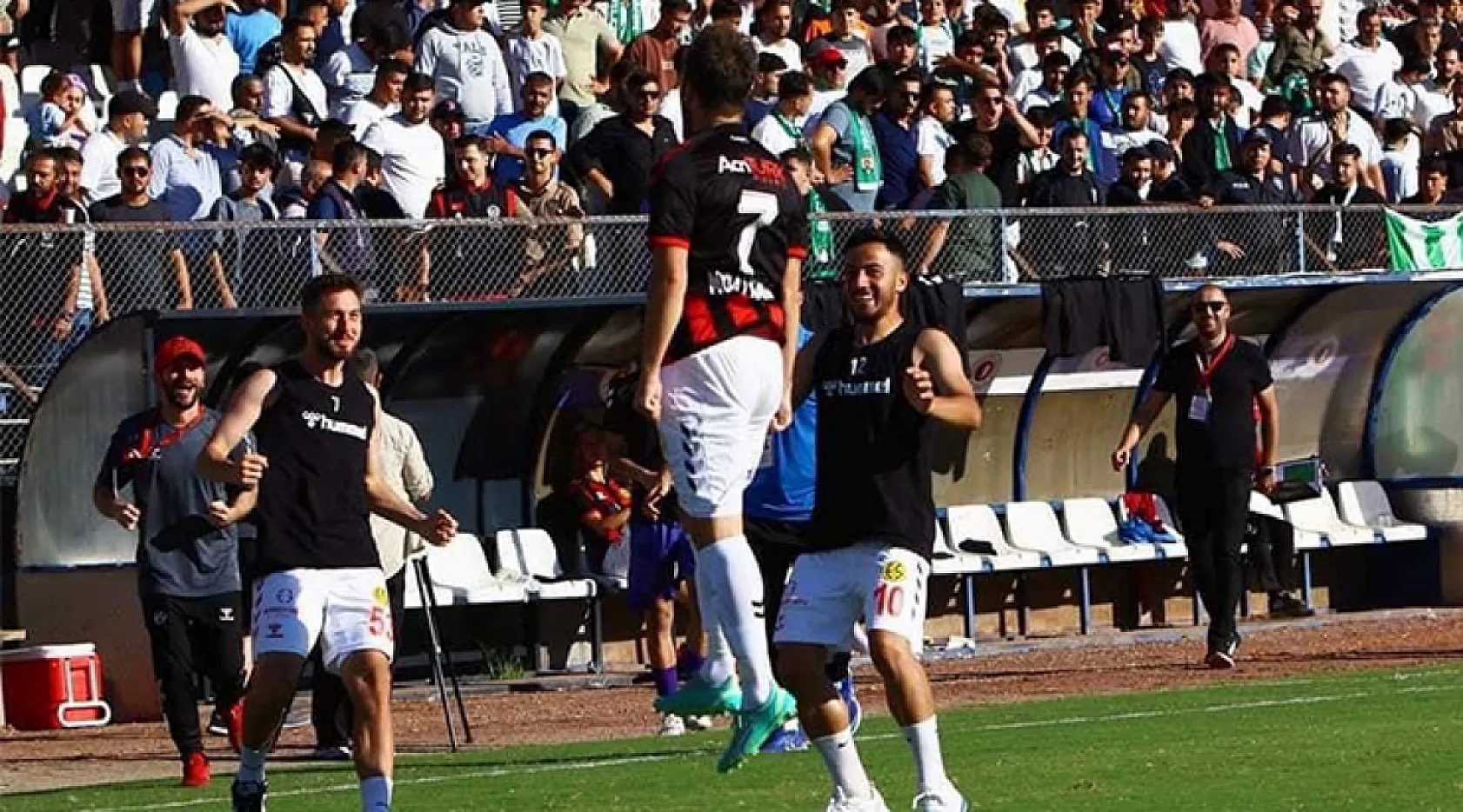 Fethiye'de Oynanan Maçı Eskişehirspor Kazandı: 0-3