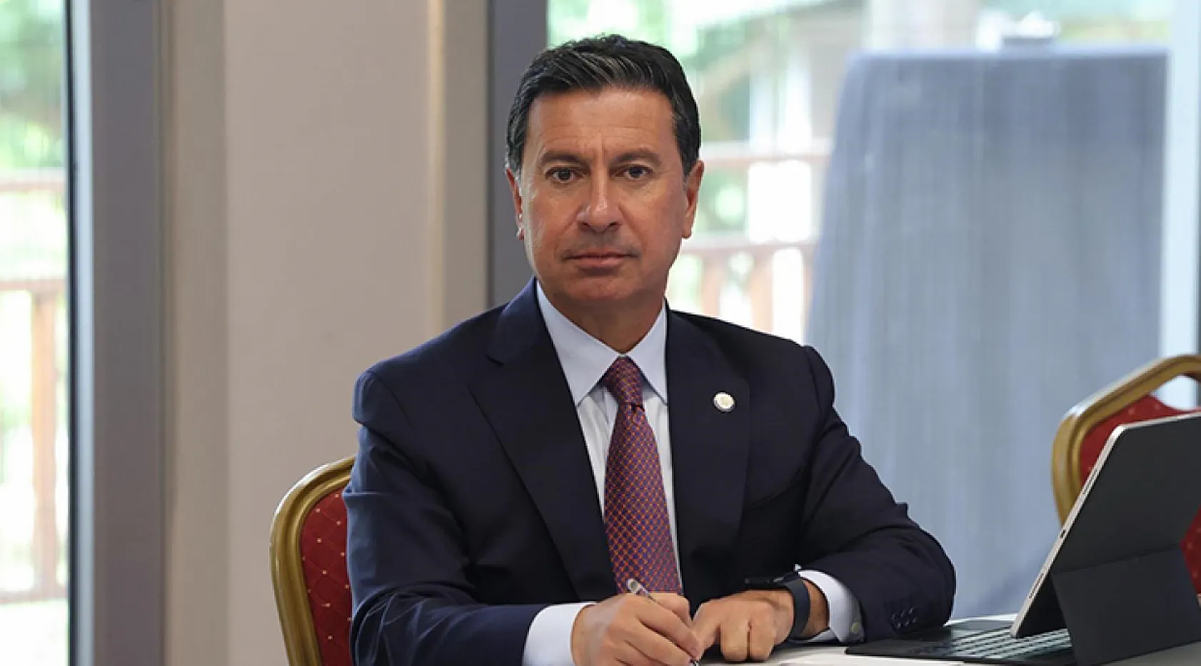 Başkan Aras: 'Cumhuriyet hem demokrasinin hem de bağımsızlığın teminatıdır'