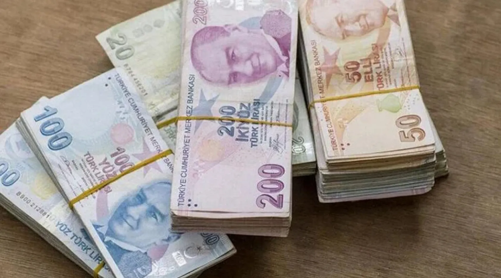 Milyonları Etkileyecek Yeni Kural Resmi Gazete'de Yayımlandı Ödemelerde Elden Para Devri Bitiyor