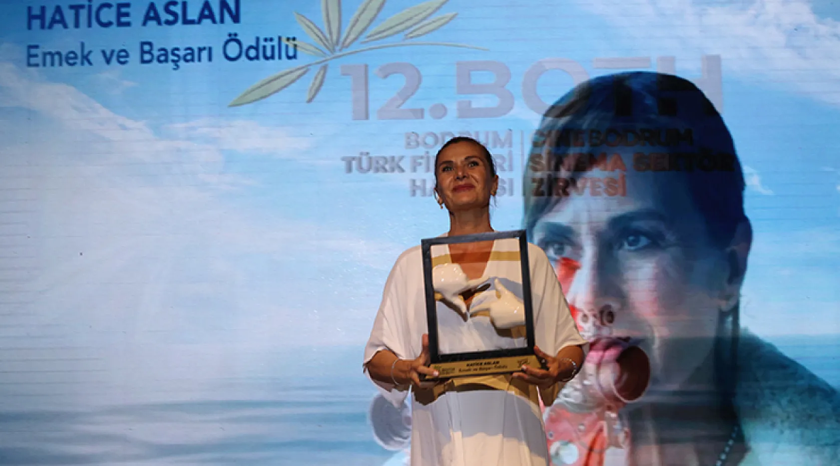 Bodrum Türk Filmleri Haftası, kortej ve ödül töreniyle başladı