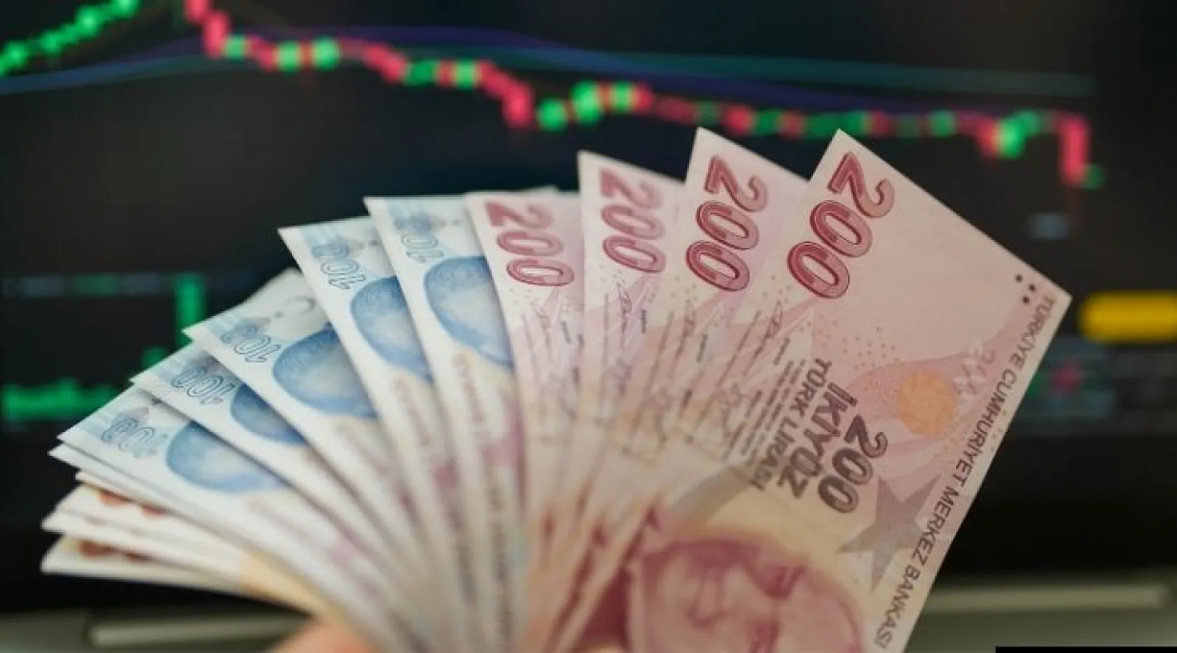 Emeklilik Sistemi Baştan Aşağı Yenileniyor: Kök ve Taban Maaş Kalkıyor, Prim Esaslı Model Geliyor