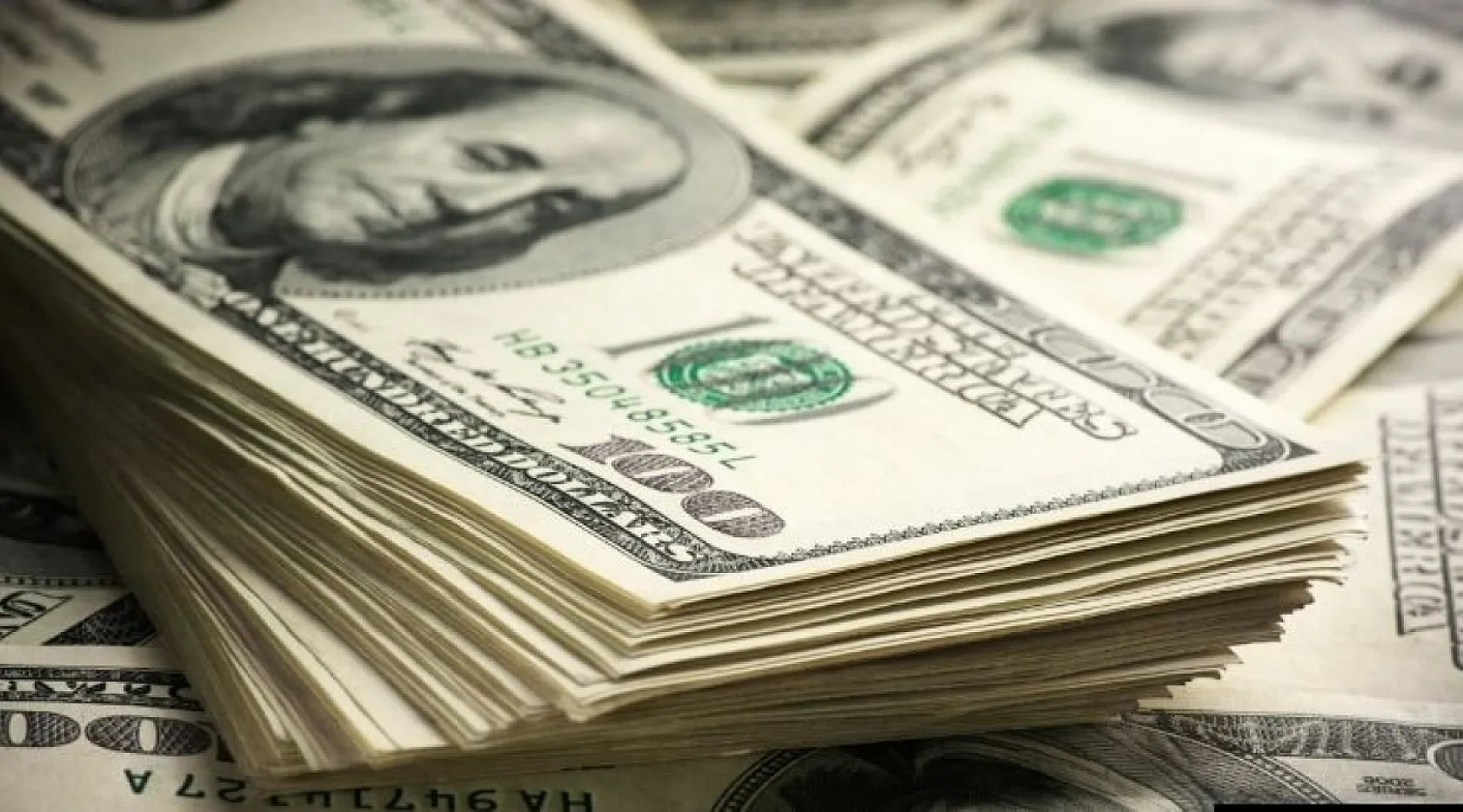 Dolar/TL'de Sınırlı Yükseliş: Piyasalar Fed ve Trump'ın Politikalarına Odaklandı