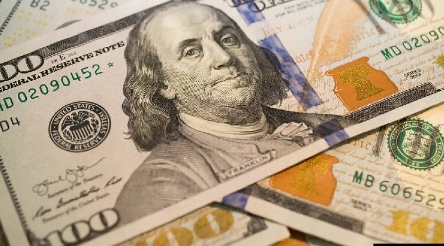 Dolar/TL'de Sınırlı Yükseliş: Piyasalar Fed ve Trump'ın Politikalarına Odaklandı