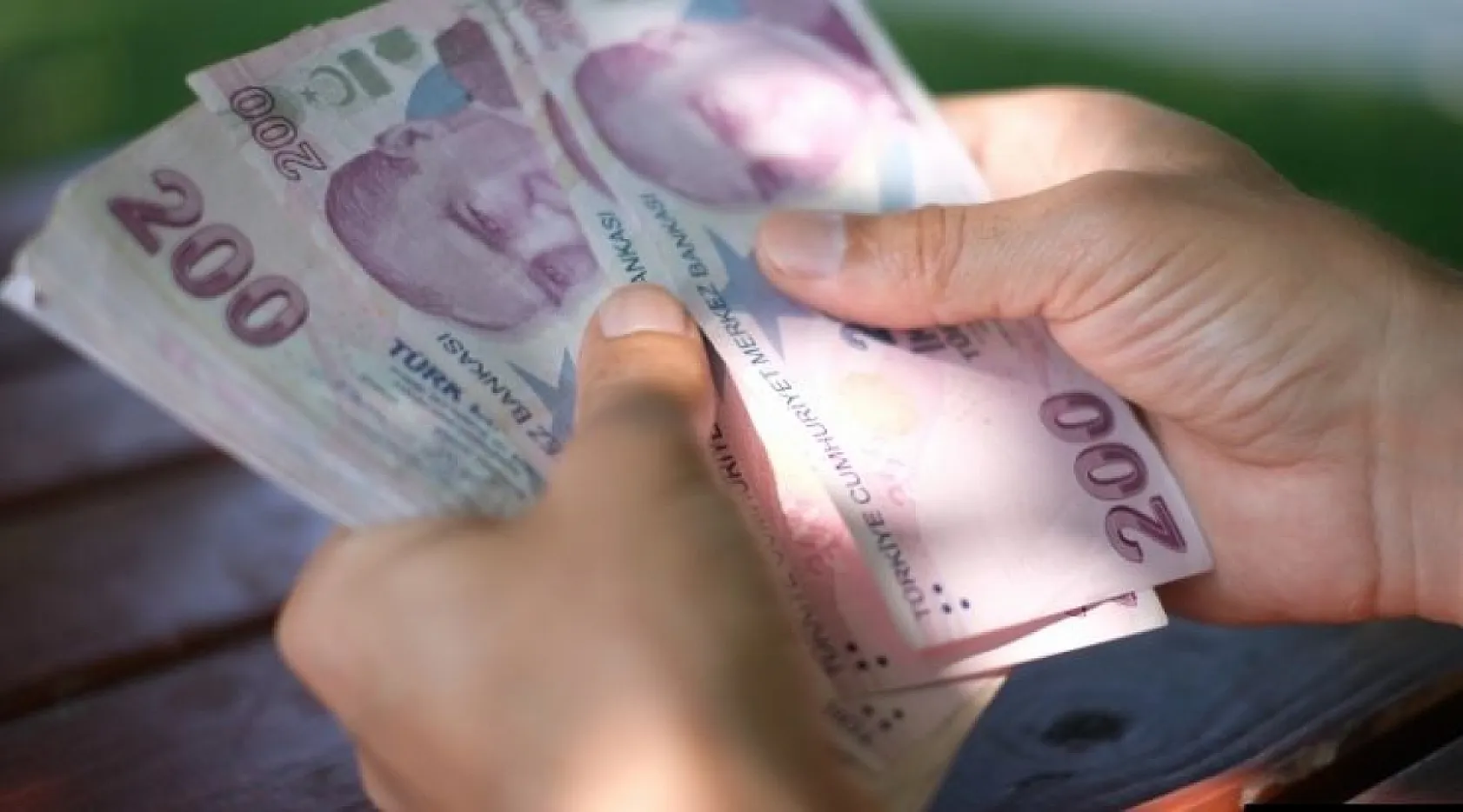 Emekliler dikkat: En yüksek emekli promosyonu veren bankalar!