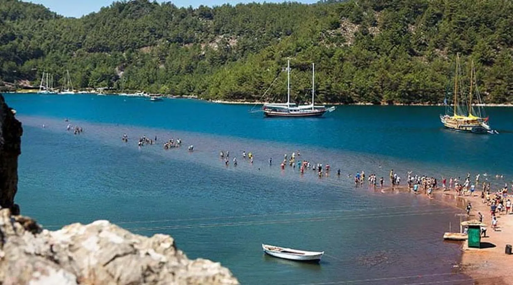 Marmaris Kız Kumu Plajı: Güzelliği ve Efsanesi