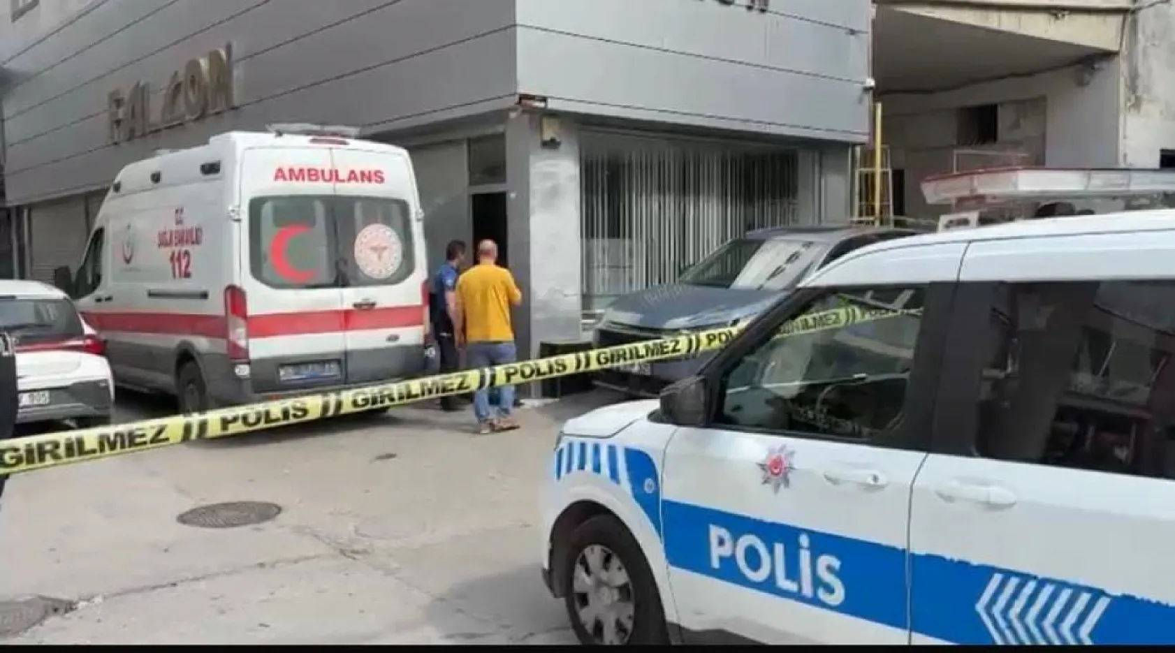 Bursa'da dehşet...Bir kadını öldürüp canına kıydı