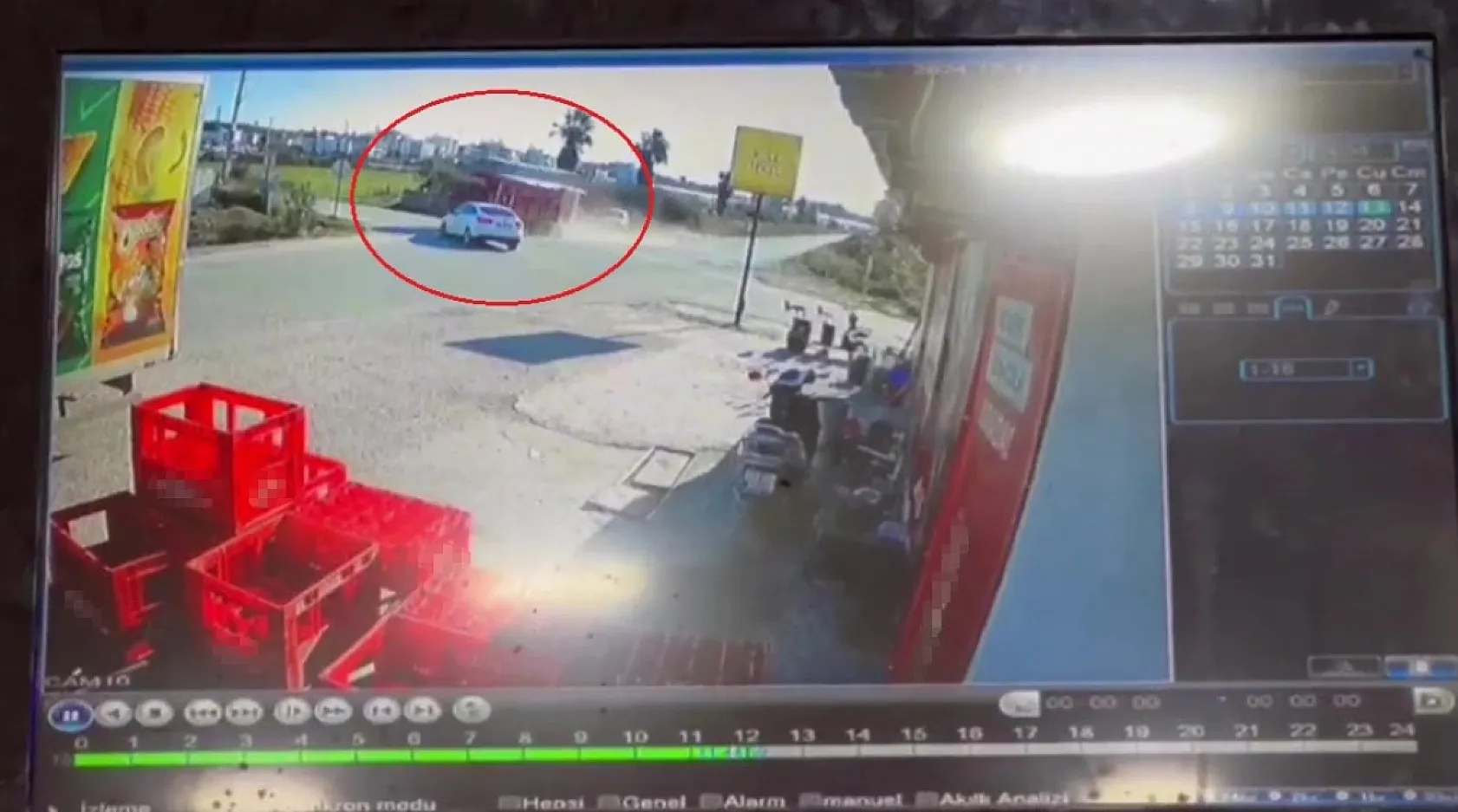 Alışveriş yapıp otomobiline bindi saniyeler sonra ölümden döndü