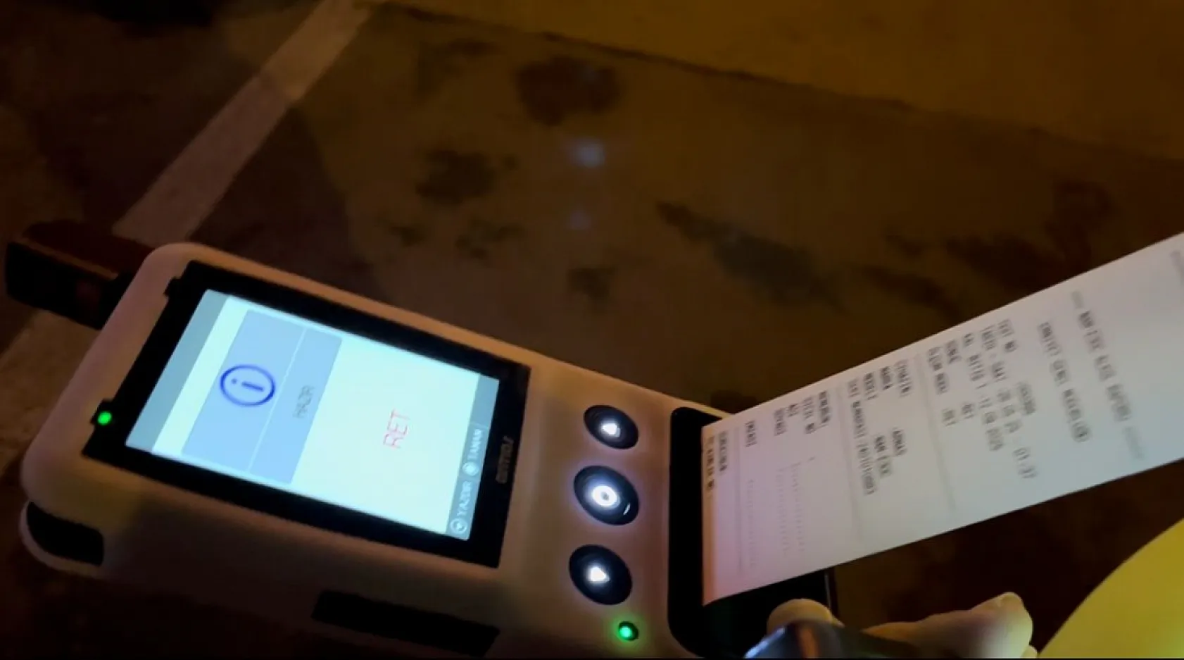 4 Kez Alkolmetreye Üflemedi, Yetmedi Kaçmaya Çalıştı, Polisin Bir Sözüyle Geri Döndü