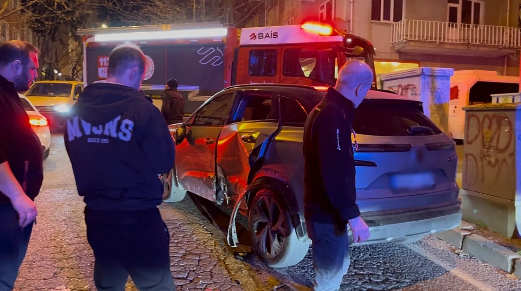 Kaza sonrası 'eşimle kavga ettim' diyerek arabayı bırakıp olay yerinden firar etmiş