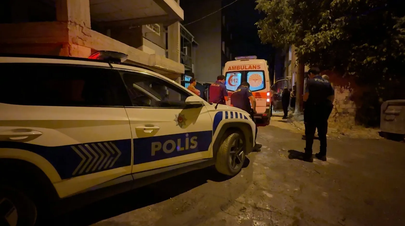 Sevgilisi ile tartışıp kendini bıçaklamaya çalışan şahıs ekipleri harekete geçirdi