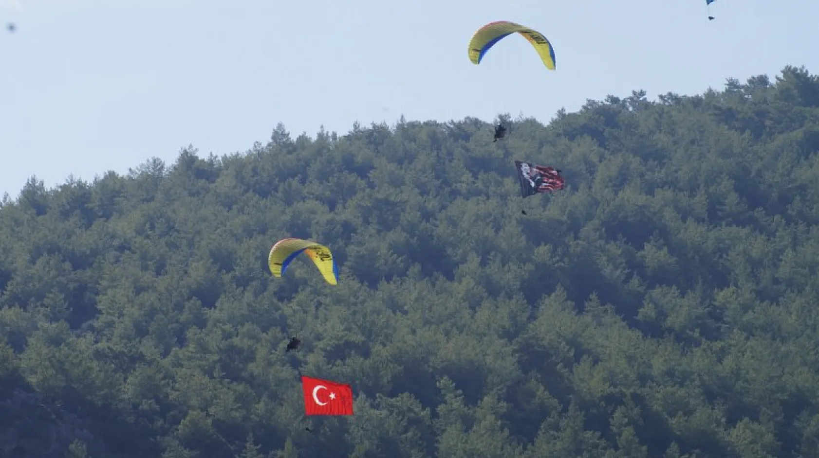 Fethiye'de coşkulu 29 Ekim kutlaması