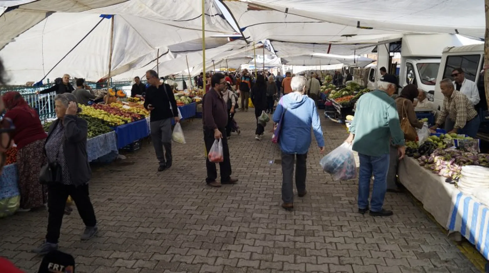 Fethiye Cuma Pazarı'nda Emekçi kadınlar yaşadıkları zorlukları anlattı
