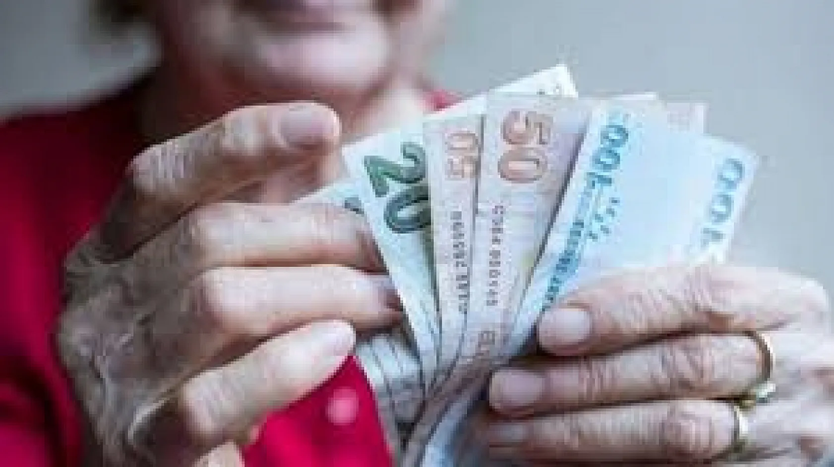 Son Gün 31 Aralık: Dilekçe Vermeyen Emekli Seneye 8 Bin Lira Eksik Maaş Alacak