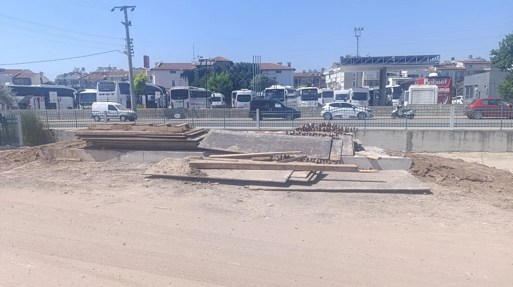 Fethiye'de dere ıslah çalışmaları esnafı etkiliyor