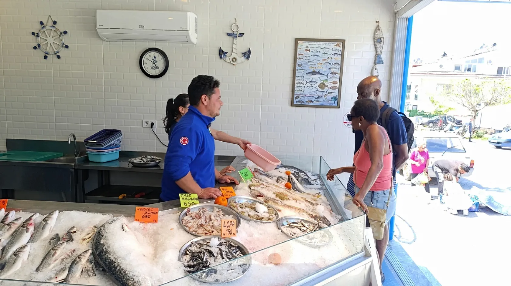Fethiye'de yaz sezonu başladı 'Doğan Seafood'dan yaz balıkları'