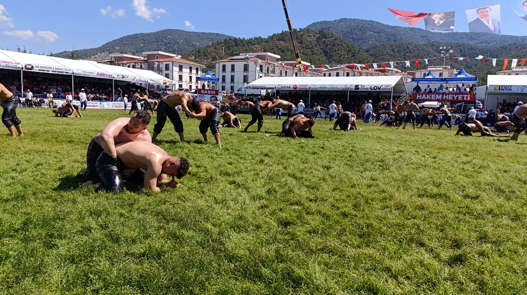 3. Fethiye Belediyesi Mustafa Kiremitli Yağlı Güreşleri başladı