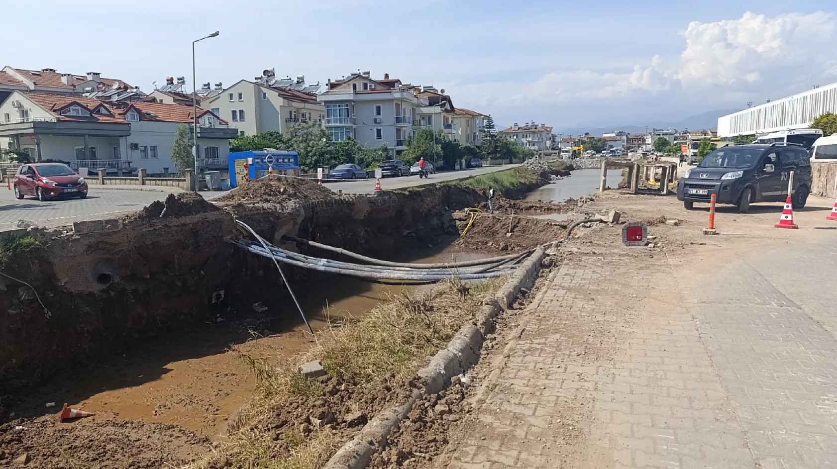 Fethiye Toptaşı Deresi'nde Islah Çalışmaları Devam Ediyor