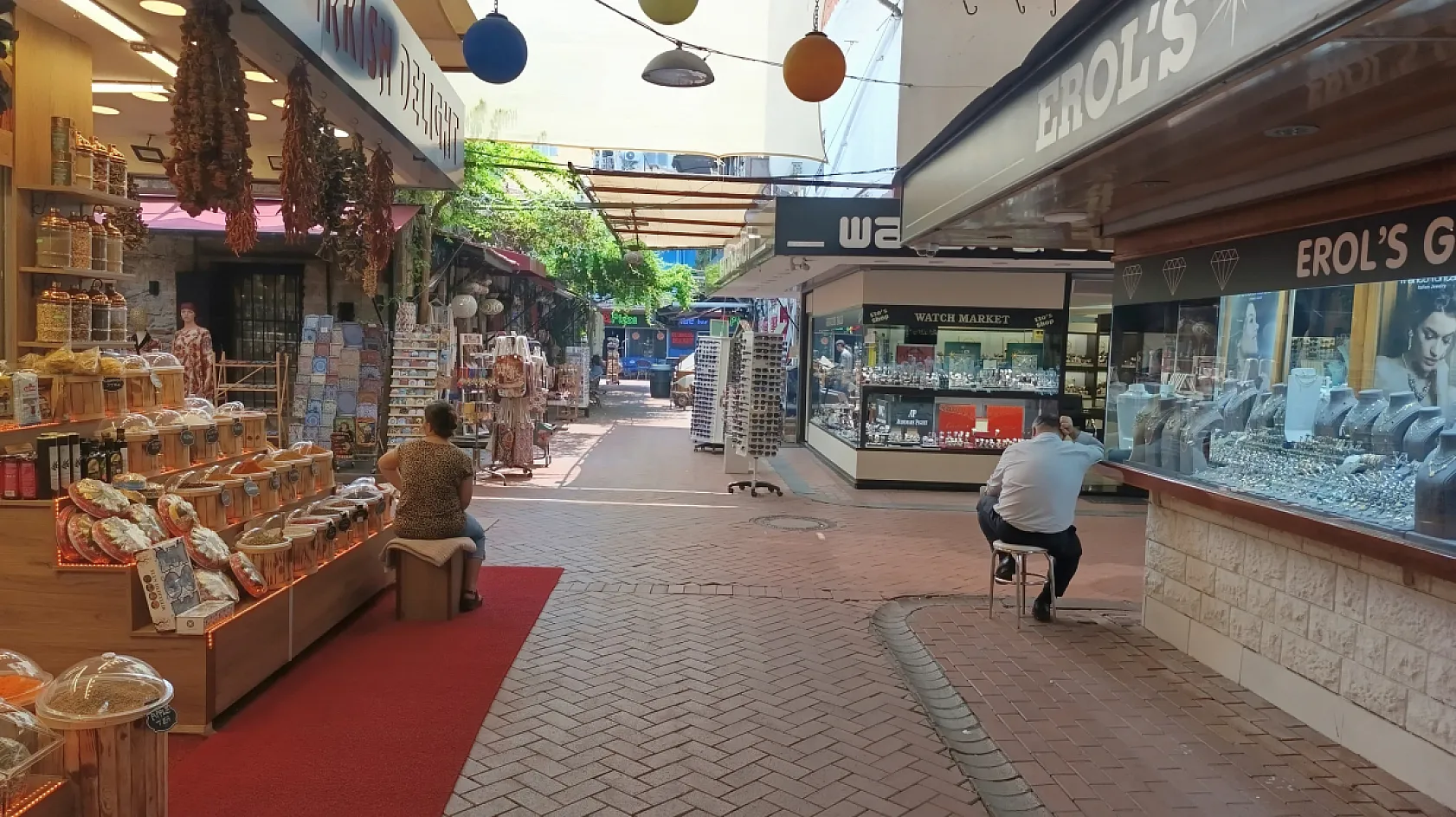 Fethiye Paspatur'da öğle sakinliği