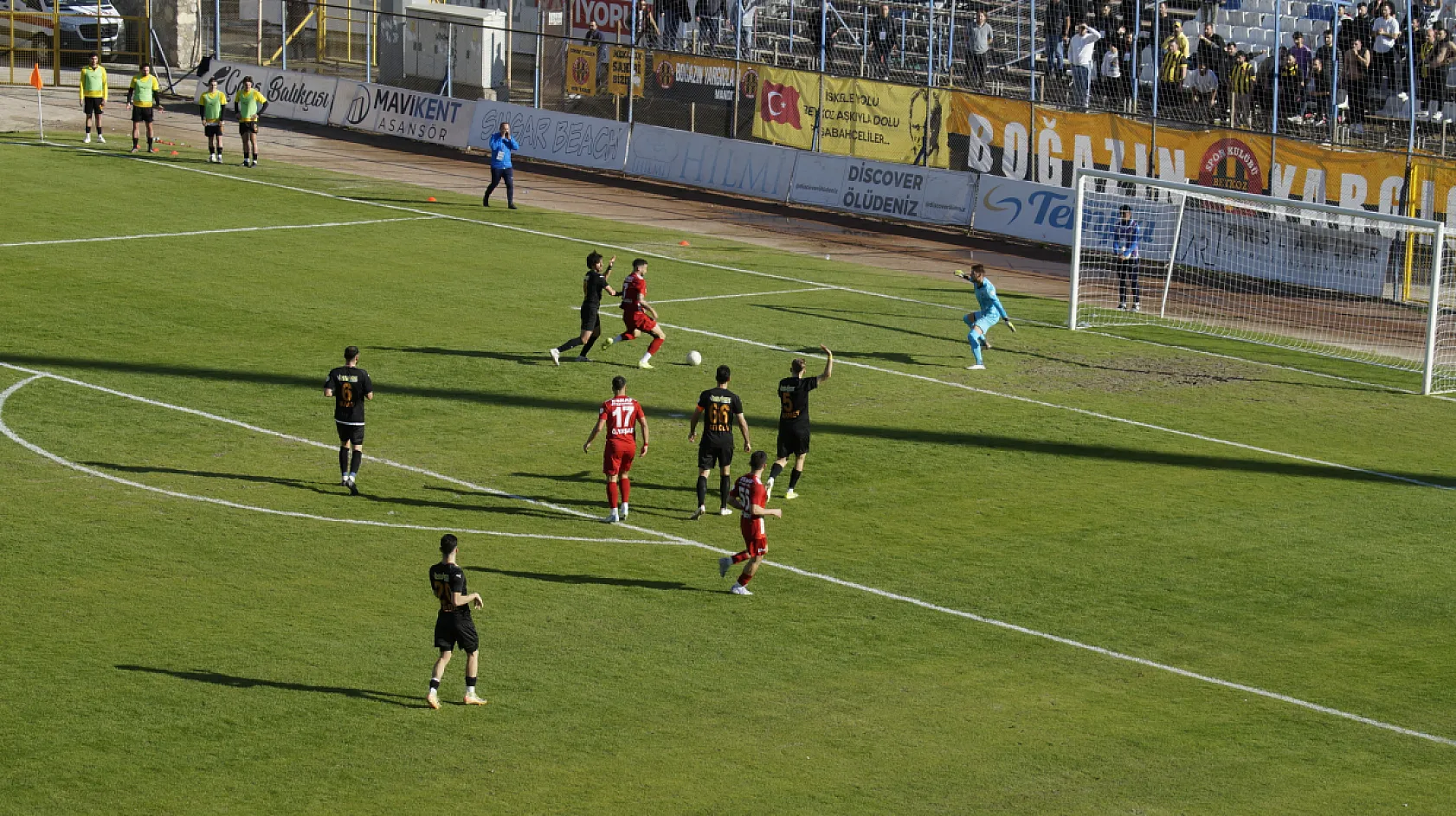 Fethiyespor'da Dinçel, 'İç Saha Avantajını Kullanıp İskenderunspor'u Mağlup Etmek İstiyoruz'