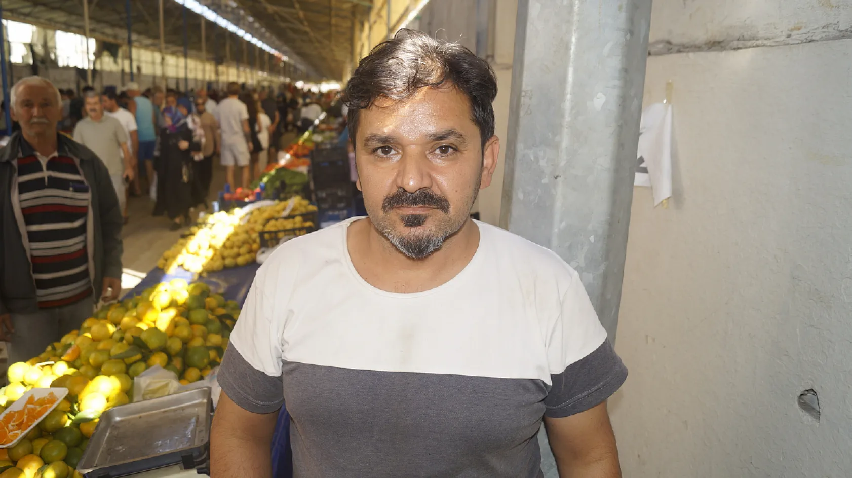 Fethiye Salı Pazarında Mandalina Sezonu Başladı