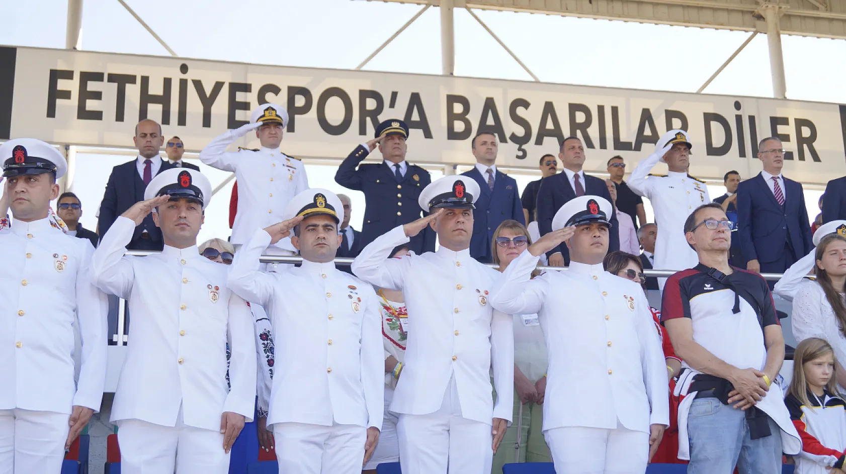 Fethiye'de coşkulu 29 Ekim kutlaması