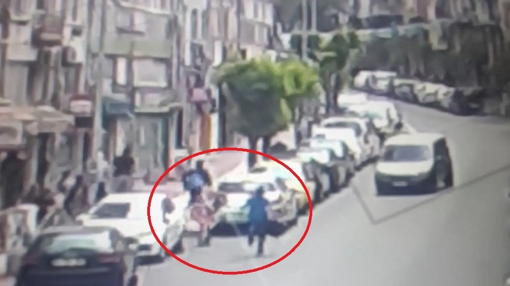 Polis, motosiklet hırsızını vatandaşın motosikletiyle kovaladı