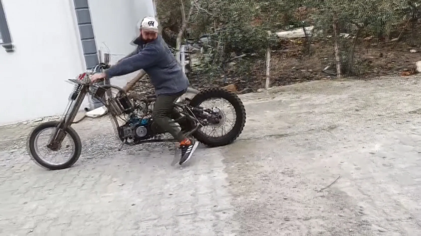 Muğlalı genç kaşif geri dönüşümle gelecek inşa ediyor