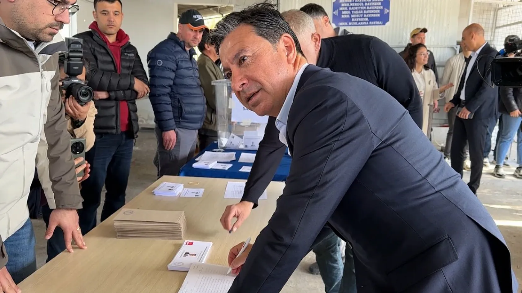 Başkan Aras oyunu kullandı, 'Bu sürecin siyasi olduğu açık'