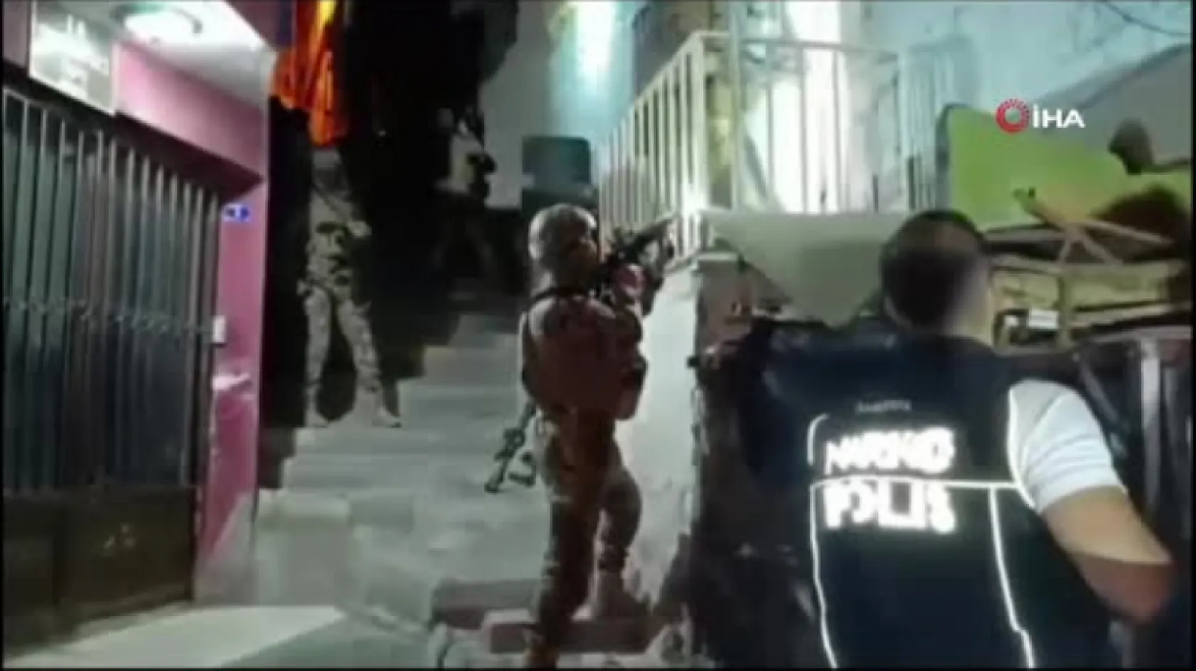 Muğla Dahil 70 İlde Dev Uyuşturucu Operasyonu: 940 Şüpheli Yakalandı