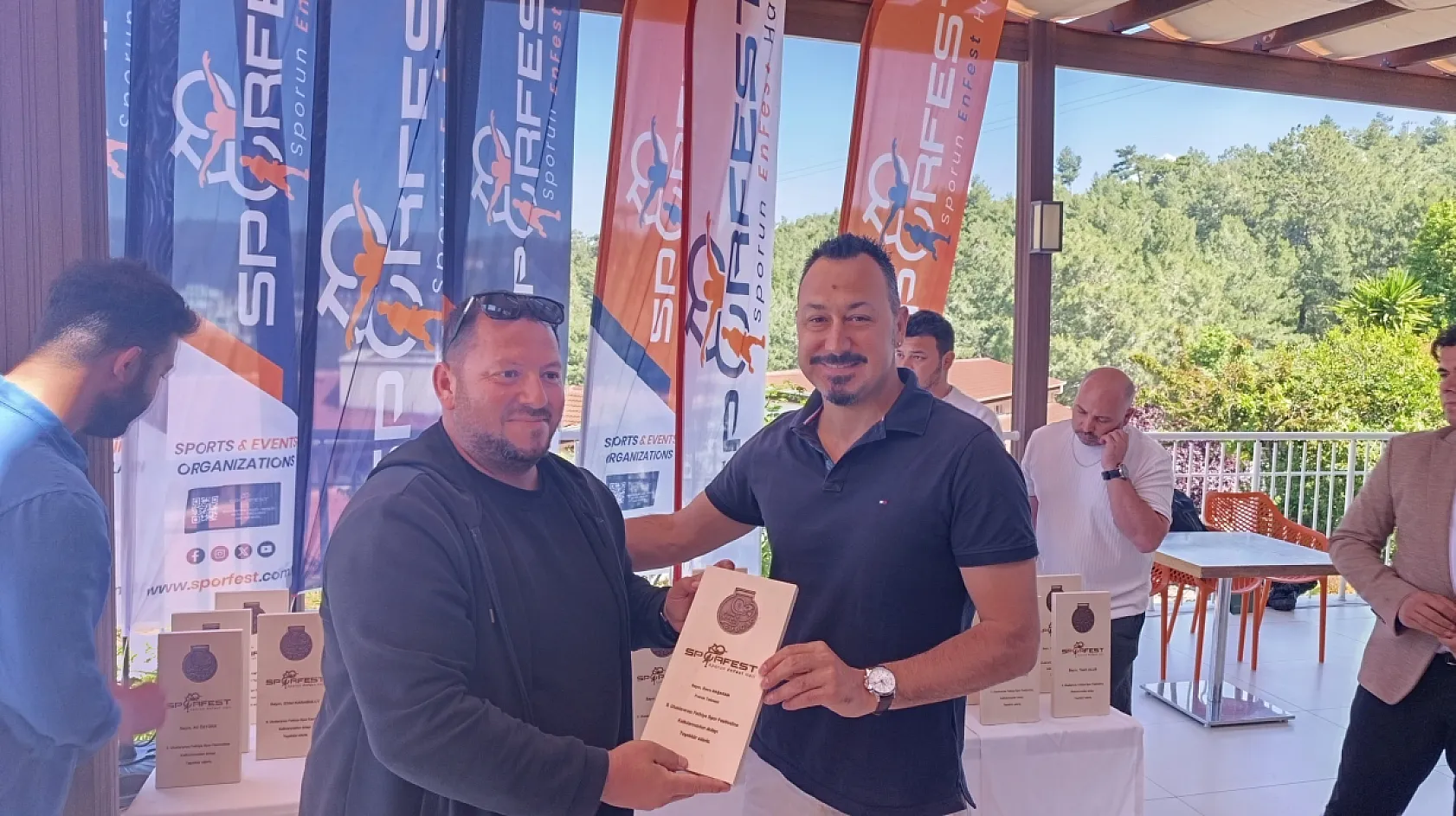 Fethiye'de 5. Uluslararası Fethiye Spor Festivali'nde emeği geçenler kahvaltıda buluştu