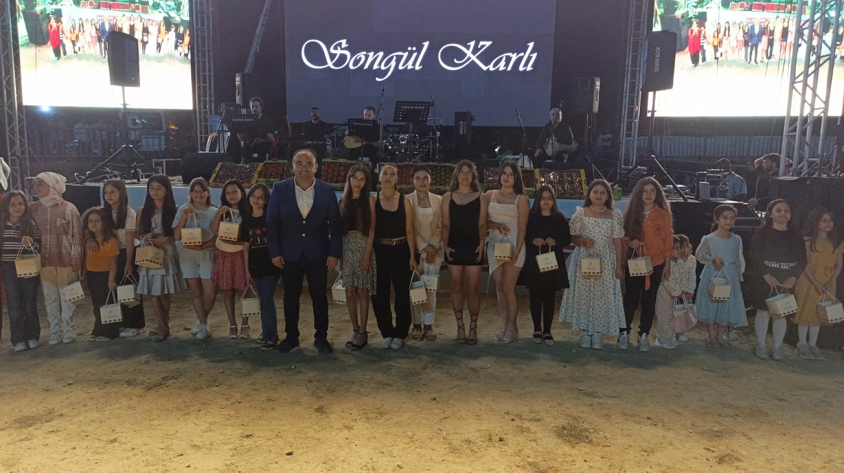 Seydikemer Belediye Başkanı Akdenizli, 'Vatandaşın hizmetkârı olarak geldik'