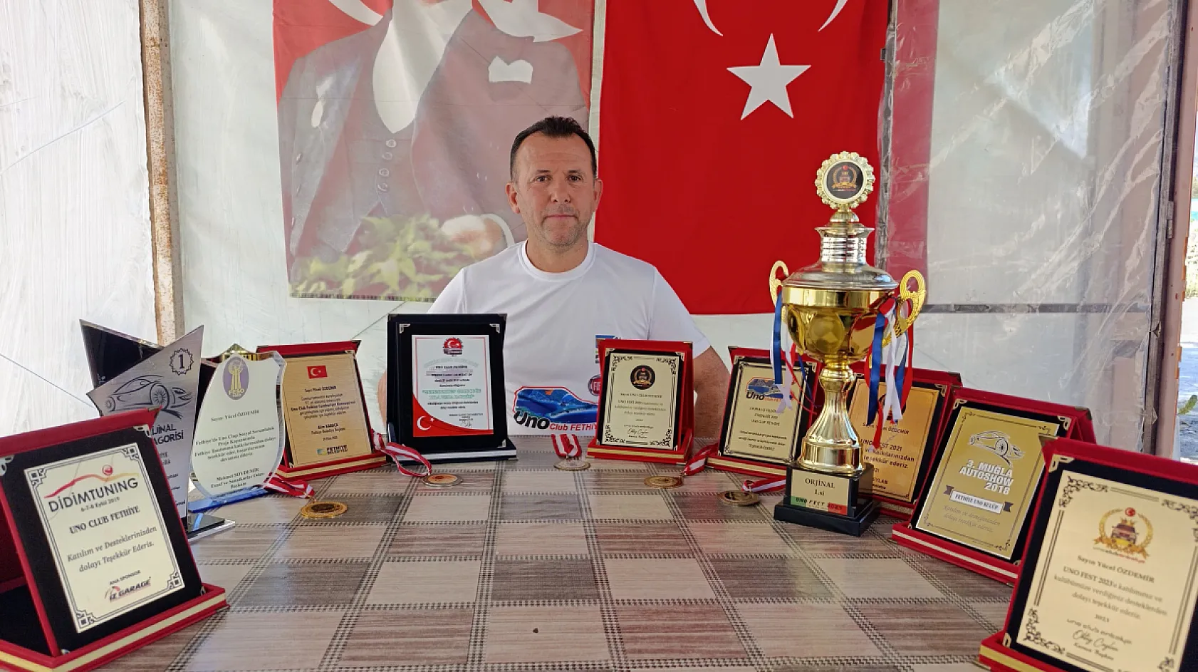 Özdemir: 'Fethiye'de Uno marka araç ekonomik ve klasik araç olduğundan tercih ediliyor'