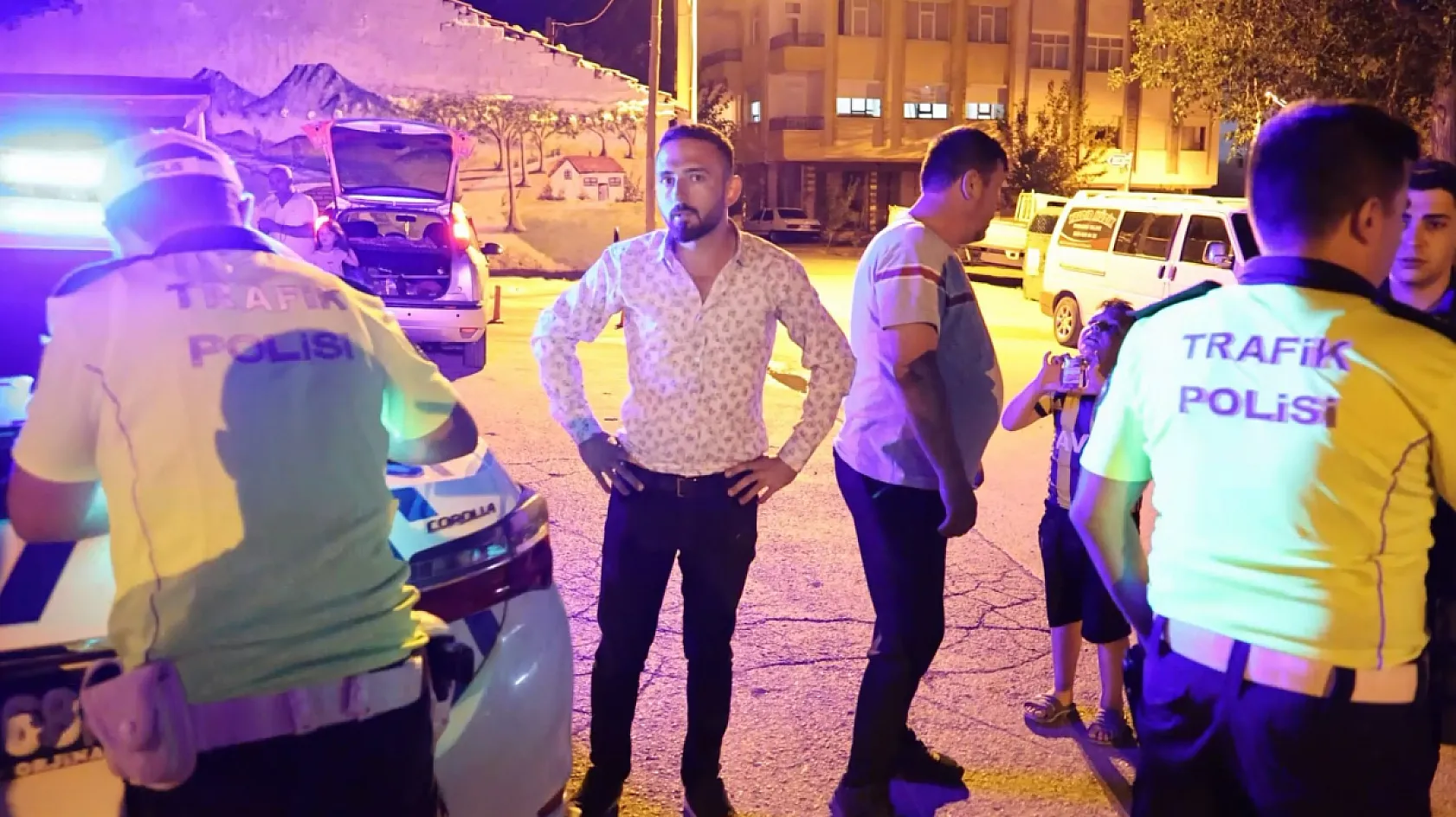 Direksiyon başında alkollü yakalanan müzisyen: 'Zaten meşhurum çek'