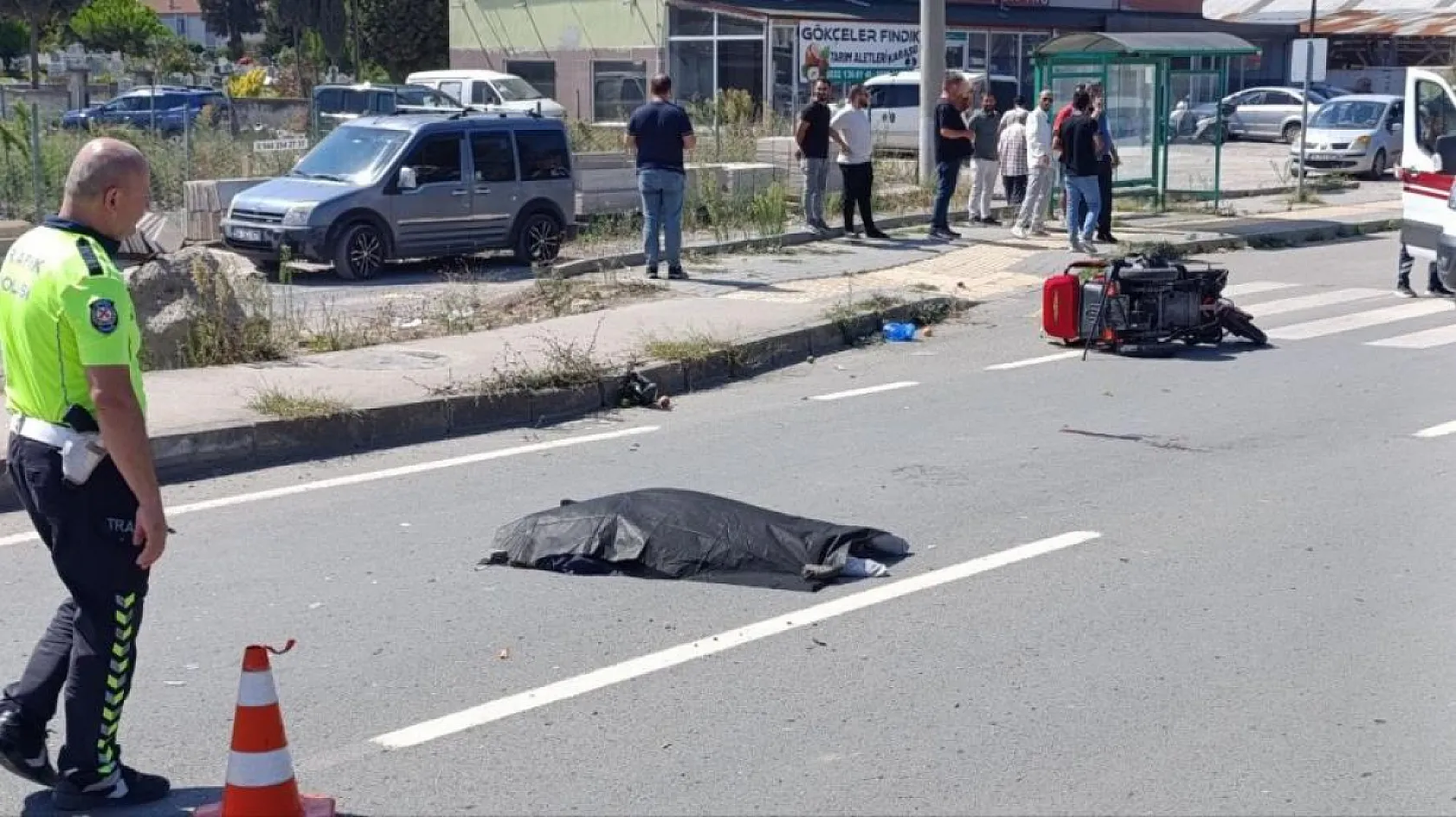 Yaya Geçidinde Faciaya Yol Açan Kaza! Anne Öldü, Kızı Yaralı