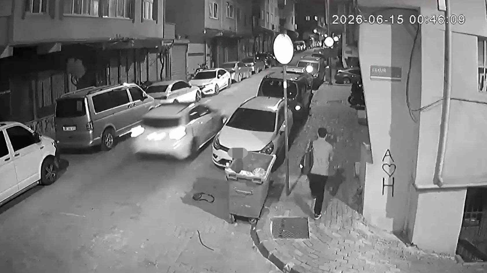 Evlenmek istediği kızın erkek kardeşini sokak ortasında öldürdü