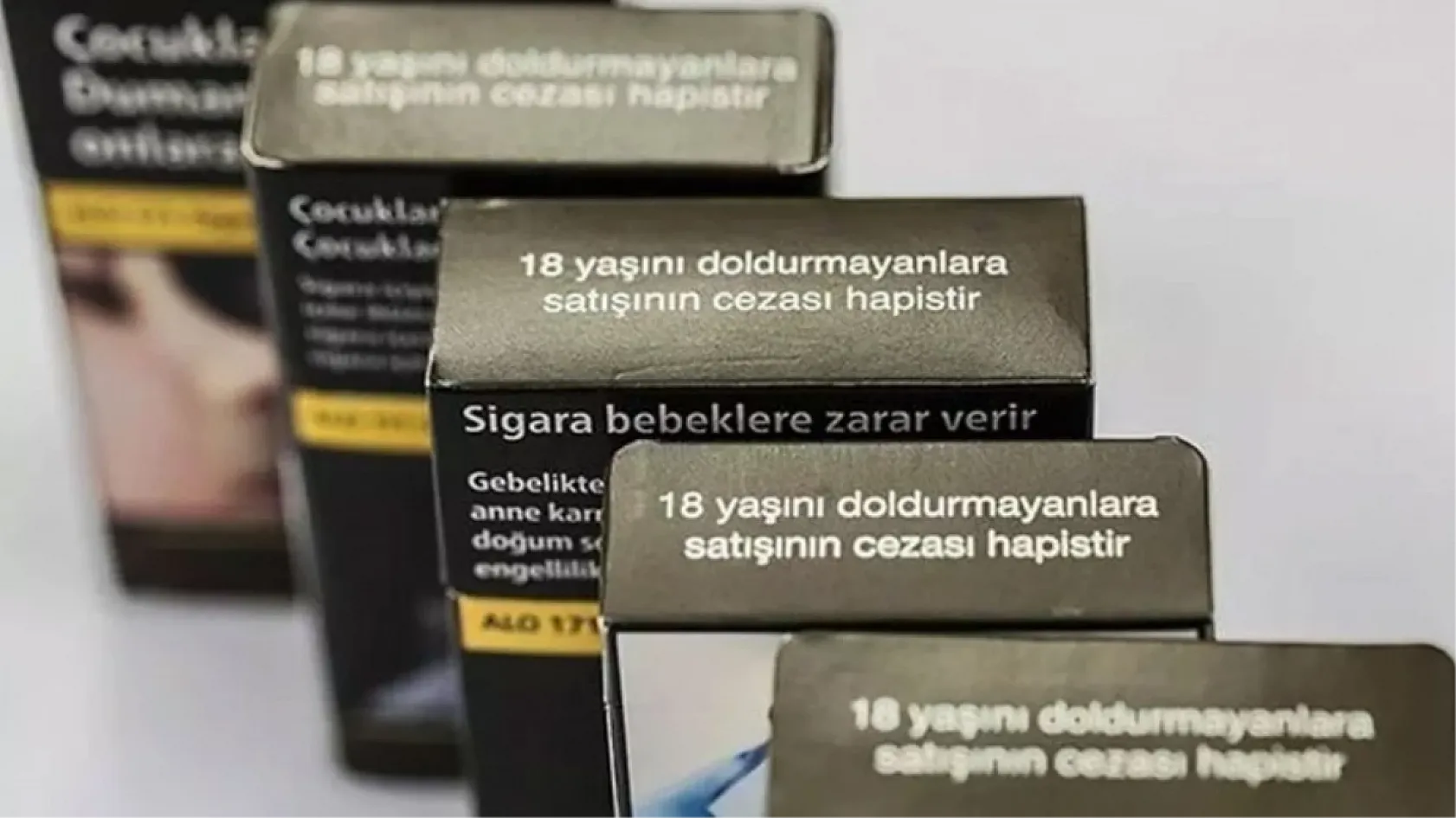 Sigara paketleri yine değişiyor, yeni paketler nasıl olacak?