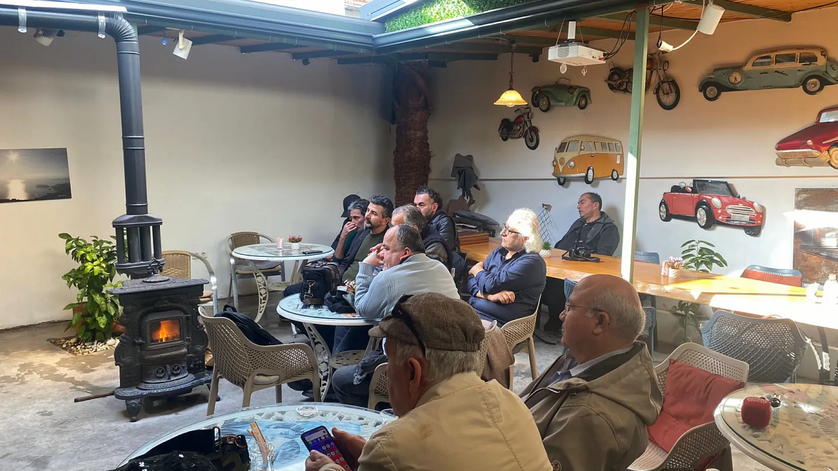Fethiye'de gazeteciler 'Gazetecilik ve Hukuk' seminerinde bir araya geldi