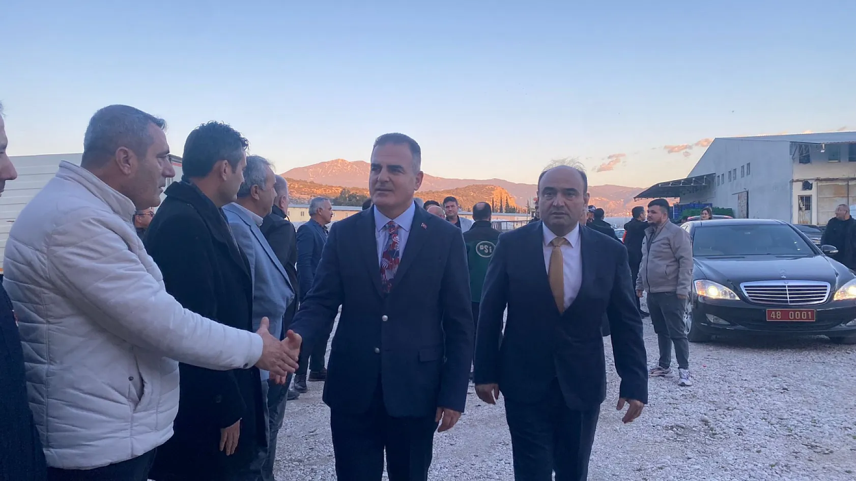 Karadere İftarında Devlet Protokolü Vatandaşlarla Buluştu