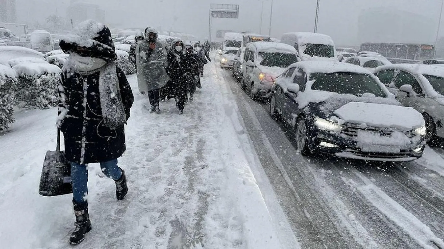 Kar yağışı geliyor, o iller için uyarı geldi, İstanbul'a ne zaman kar yağacak?