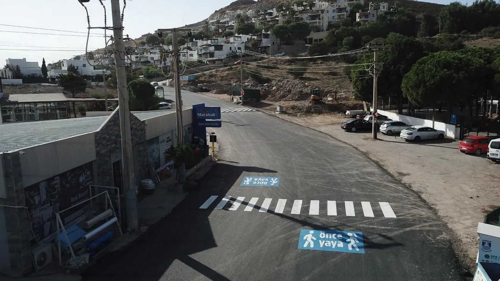 14 Bin Metre Sıcak Asfalt Dökümü Gerçekleştirildi