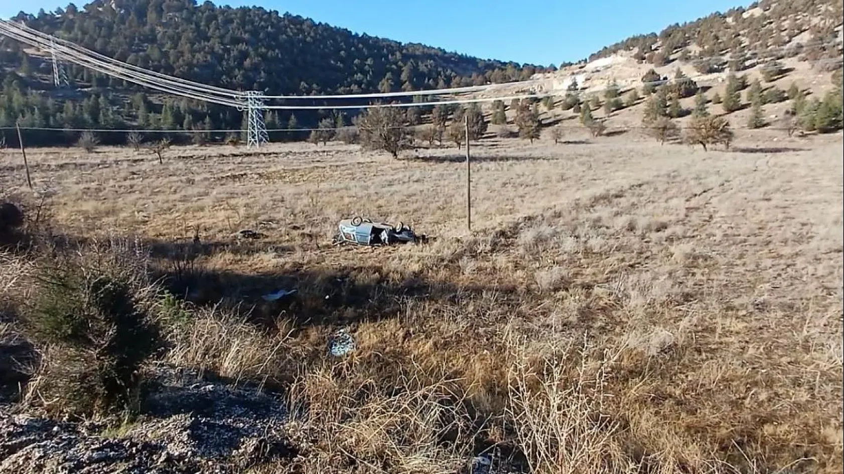 Burdur- Fethiye karayolunda 3 araç çarpıştı, 1 ölü, 5 ağır yaralı
