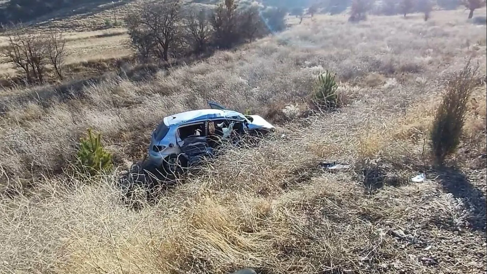 Burdur- Fethiye karayolunda 3 araç çarpıştı, 1 ölü, 5 ağır yaralı