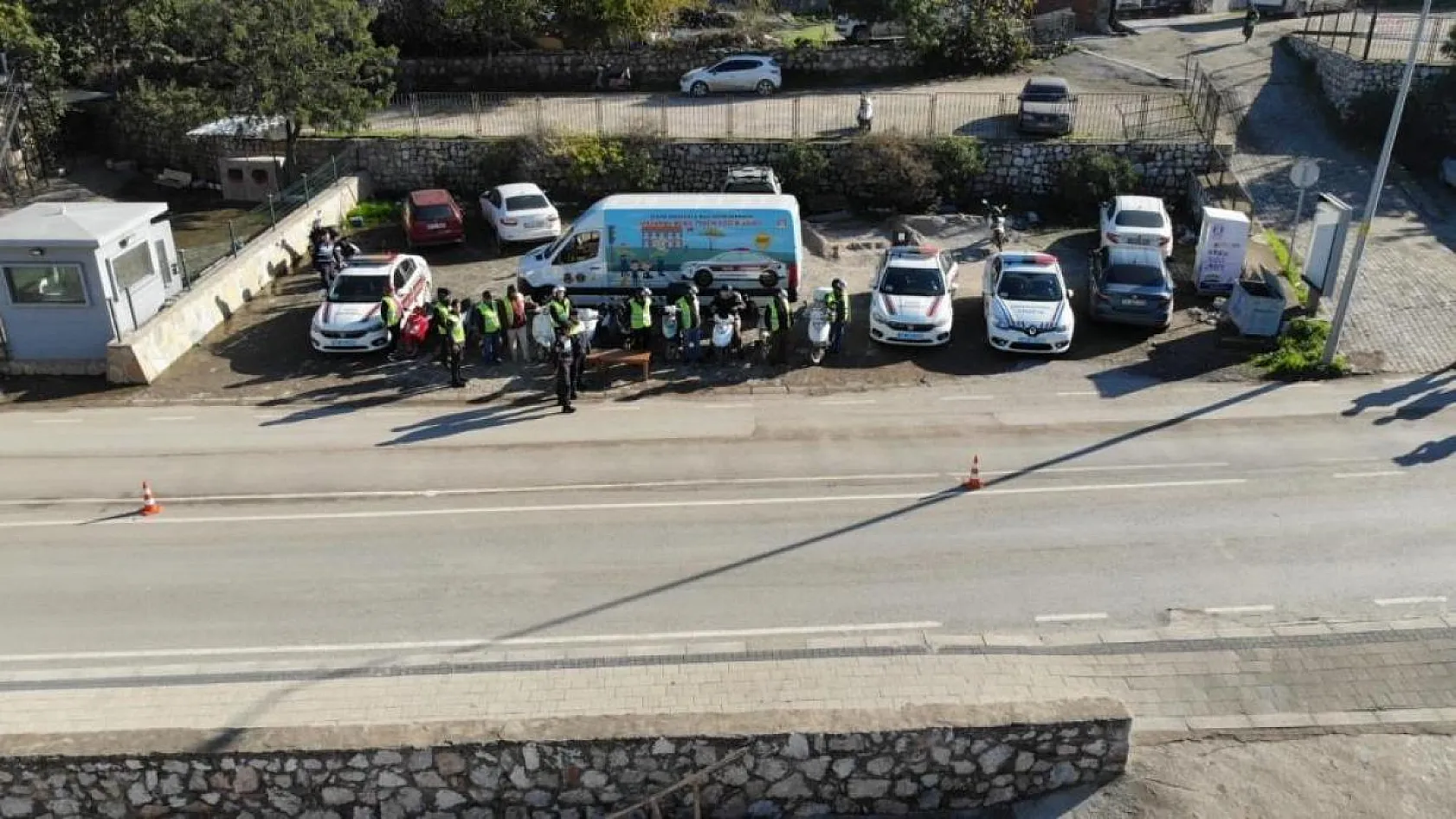 Jandarma'dan, önce kask sonra eğitim verildi