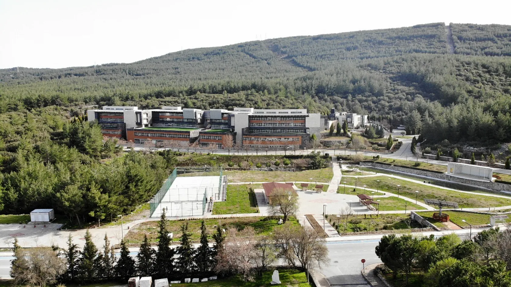 MSKÜ mühendislik fakültesi, uluslararası akreditasyon güvencesini yeniledi