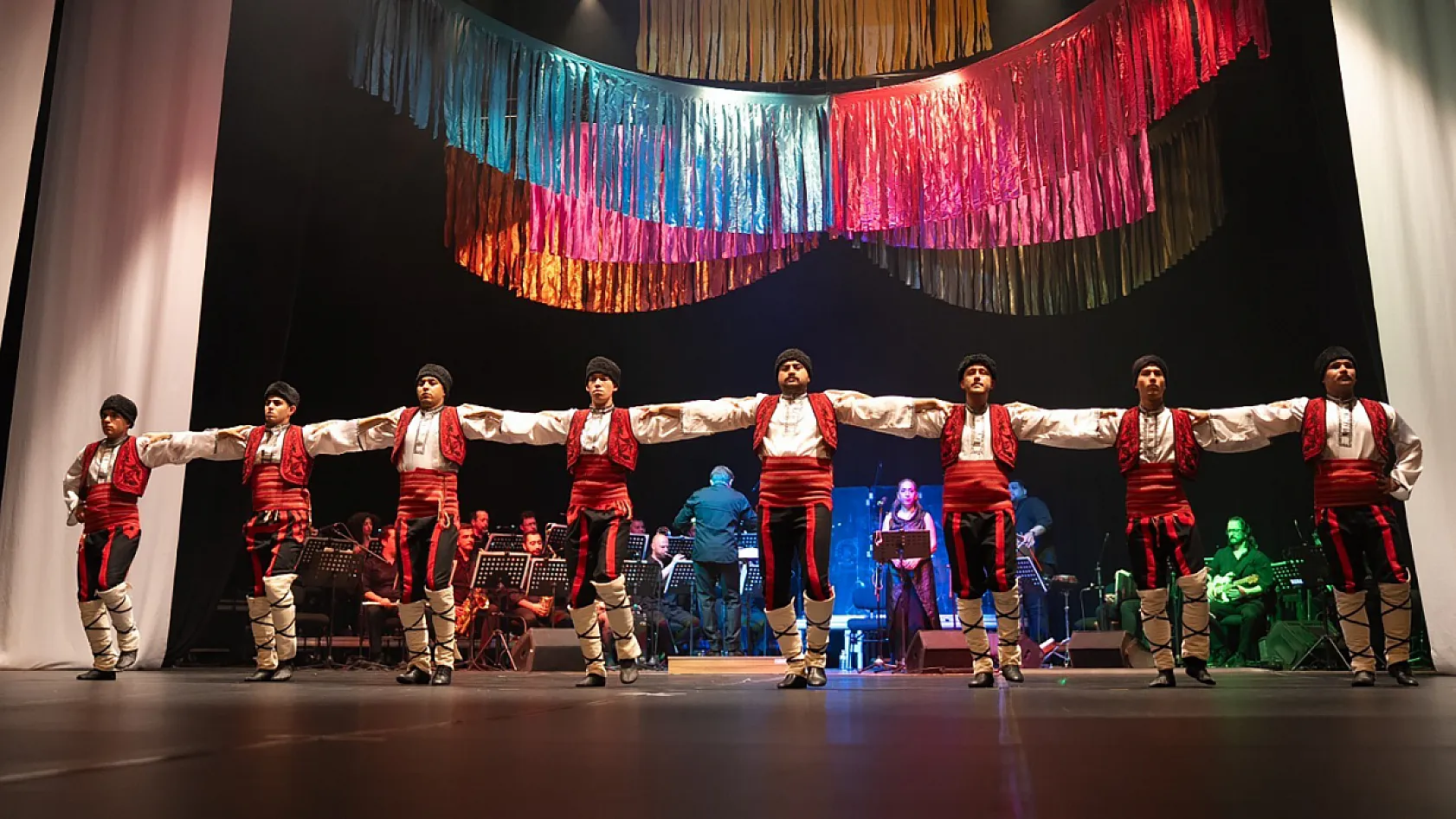 'Bi Dünya Dans' Projesine Sağlıklı Kentler Birliği'nden ödül